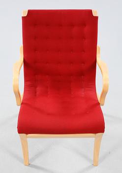 A "Mina" armchair by Bruno Mathsson, Mathsson International, 1995.