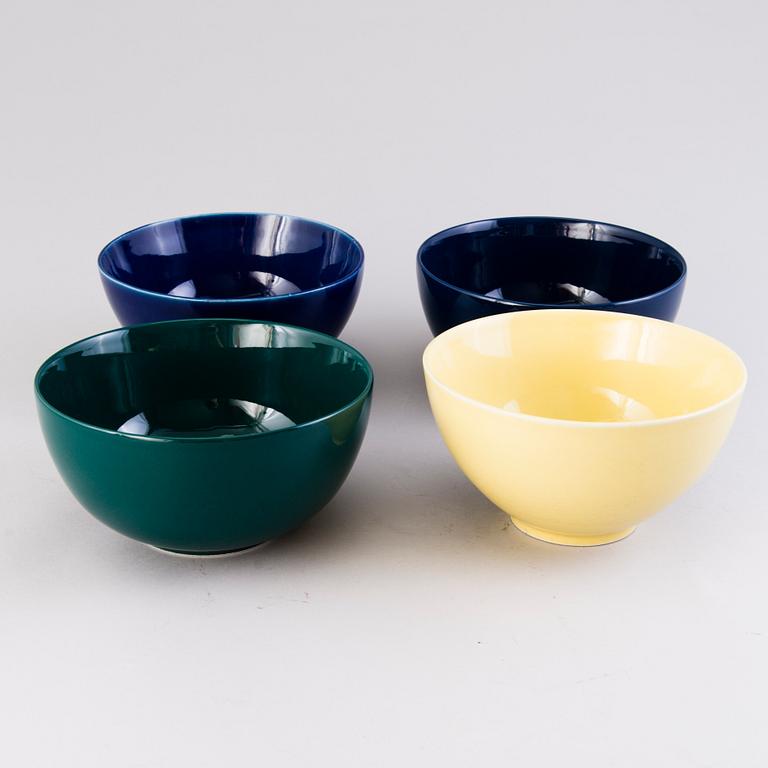 KAJ FRANCK, A 67-piece SET OF KILTA / TEEMA FAYENCE / PORCELAIN by Arabia.