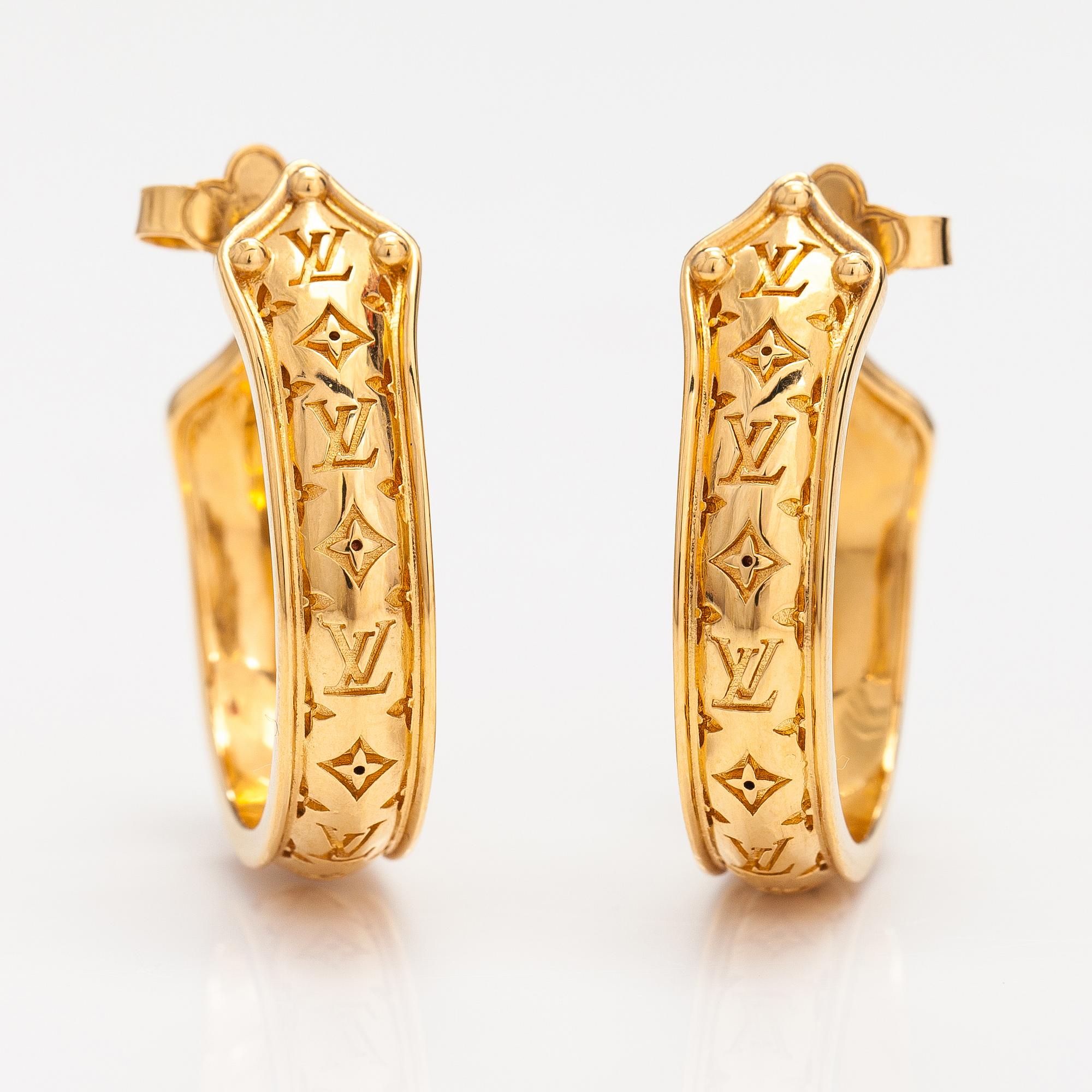 Louis Vuitton Nanogram sweet dreams hoop earrings. Marked Italy. Bukowskis