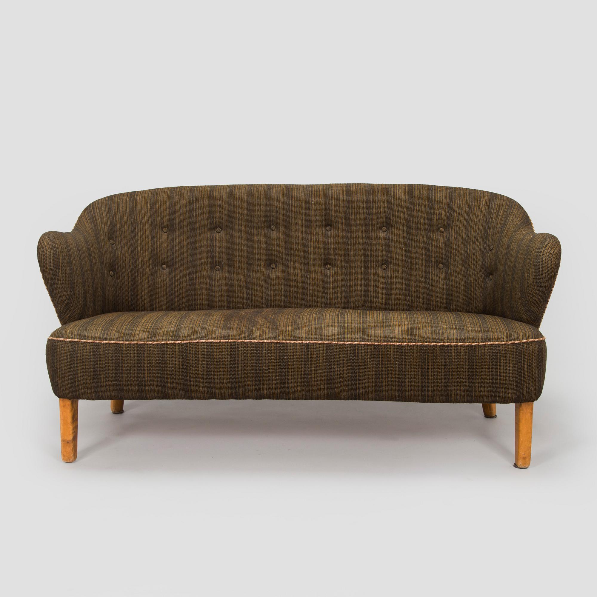 Flemming Lassen, a sofa, manufactured by Asko 1952-1956.