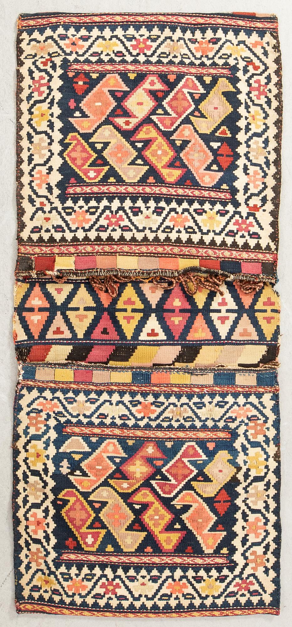 Sadelväska Azerbaijan/Shahsavan Korhjin antik ca 120x53 cm.