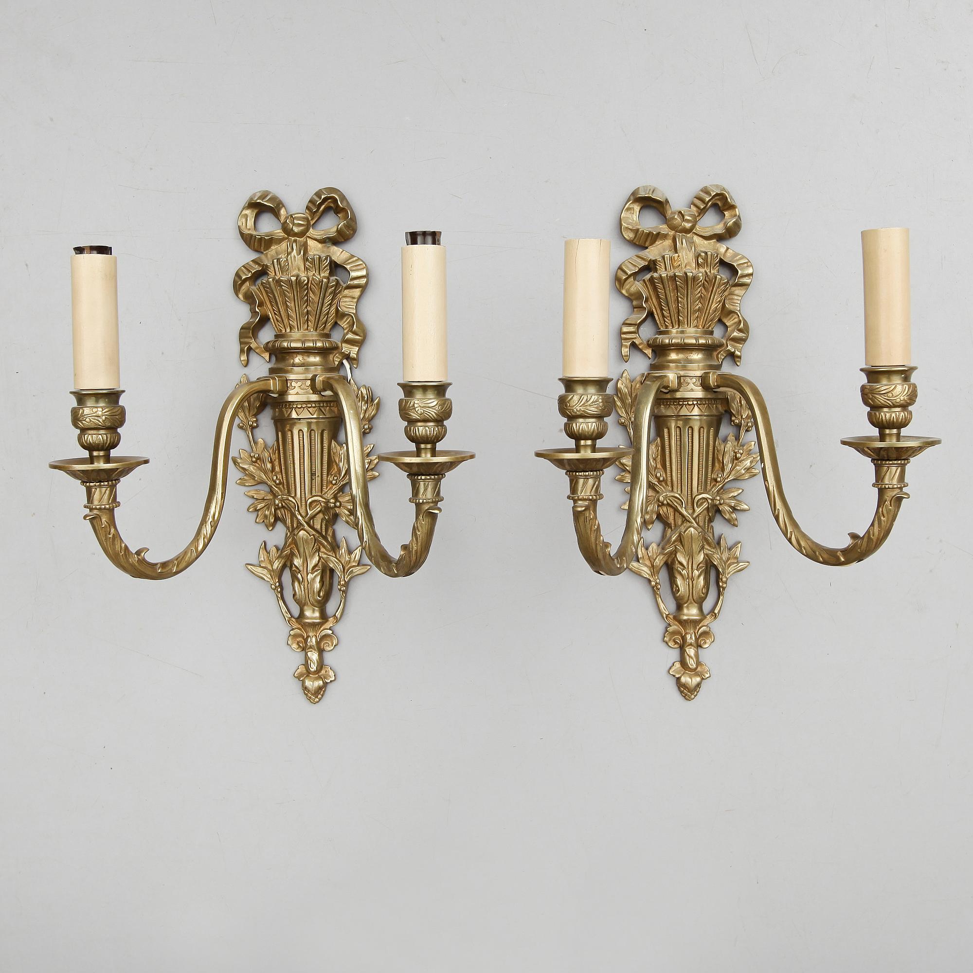 VÄGGLAMPETTER, 1 par, mässing, gustaviansk stil, Jetmar & Sön, Eneret, 1900-talets andra hälft.