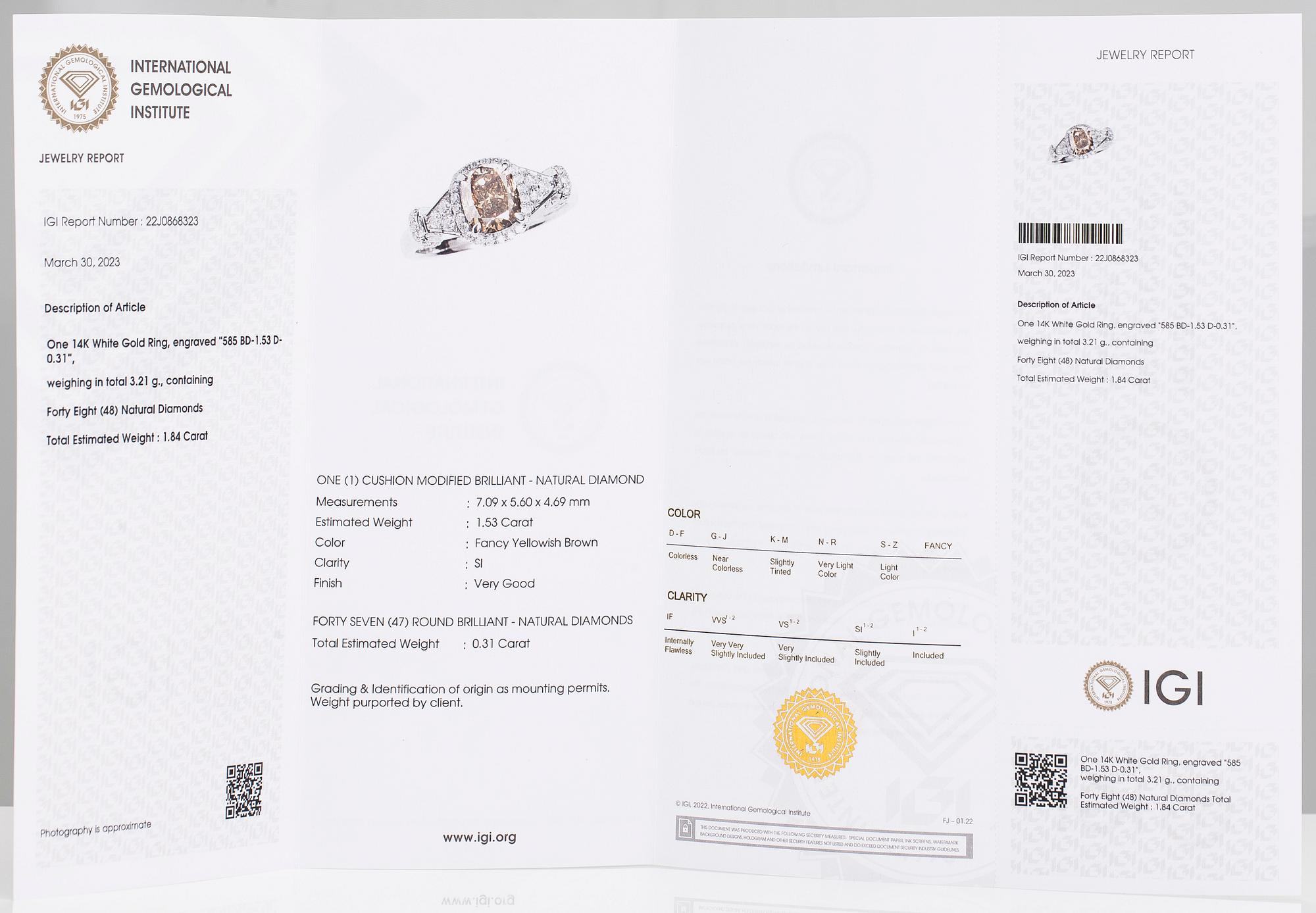 Ring, 14K vitguld och diamanter ca 1.84 ct totalt. IGI-certifikat.