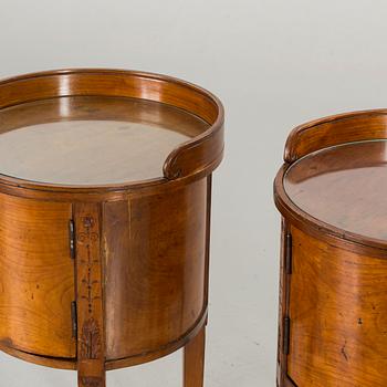 SÄNGBORD, ett par, 1900-talets andra hälft.