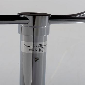 BRUNO MATHSSON, fåtölj med fotpall, "Jetson", DUX, 1900-talets andra hälft.