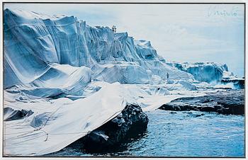 Christo & Jeanne-Claude · CHRISTO & JEANNE-CLAUDE, signed poster, "Wrapped coast".