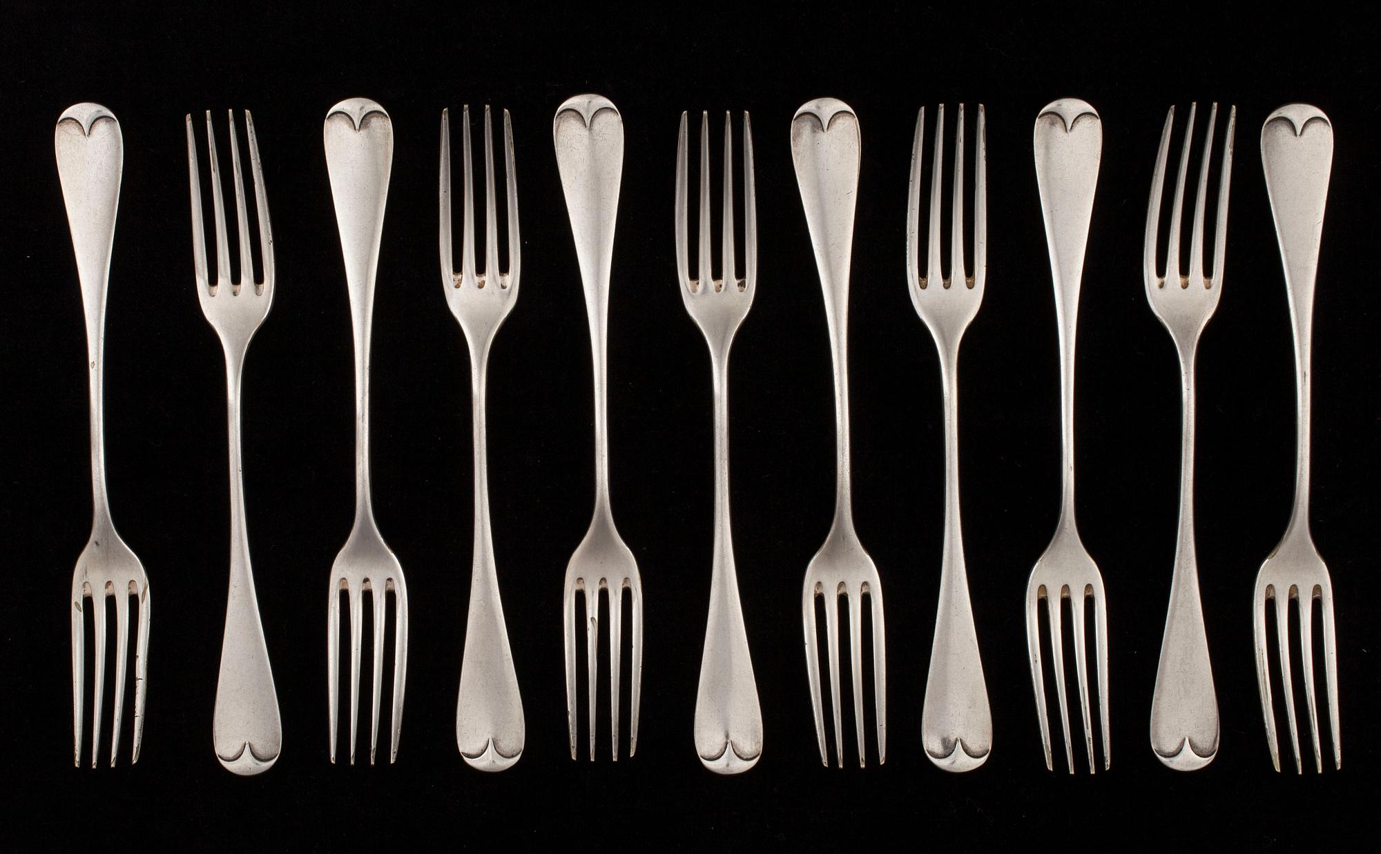 BESTICKUPPSÄTTNING, 45 delar, försilvrade, AK Aleksander Katch (Александр Качъ) S:t Petersburg sekelskiftet 1800/1900.