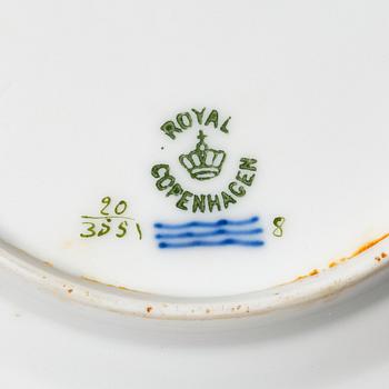 A set of 14 Royal Copenhagen 'Flora Danica' dishes, Denmark, 20th Century.