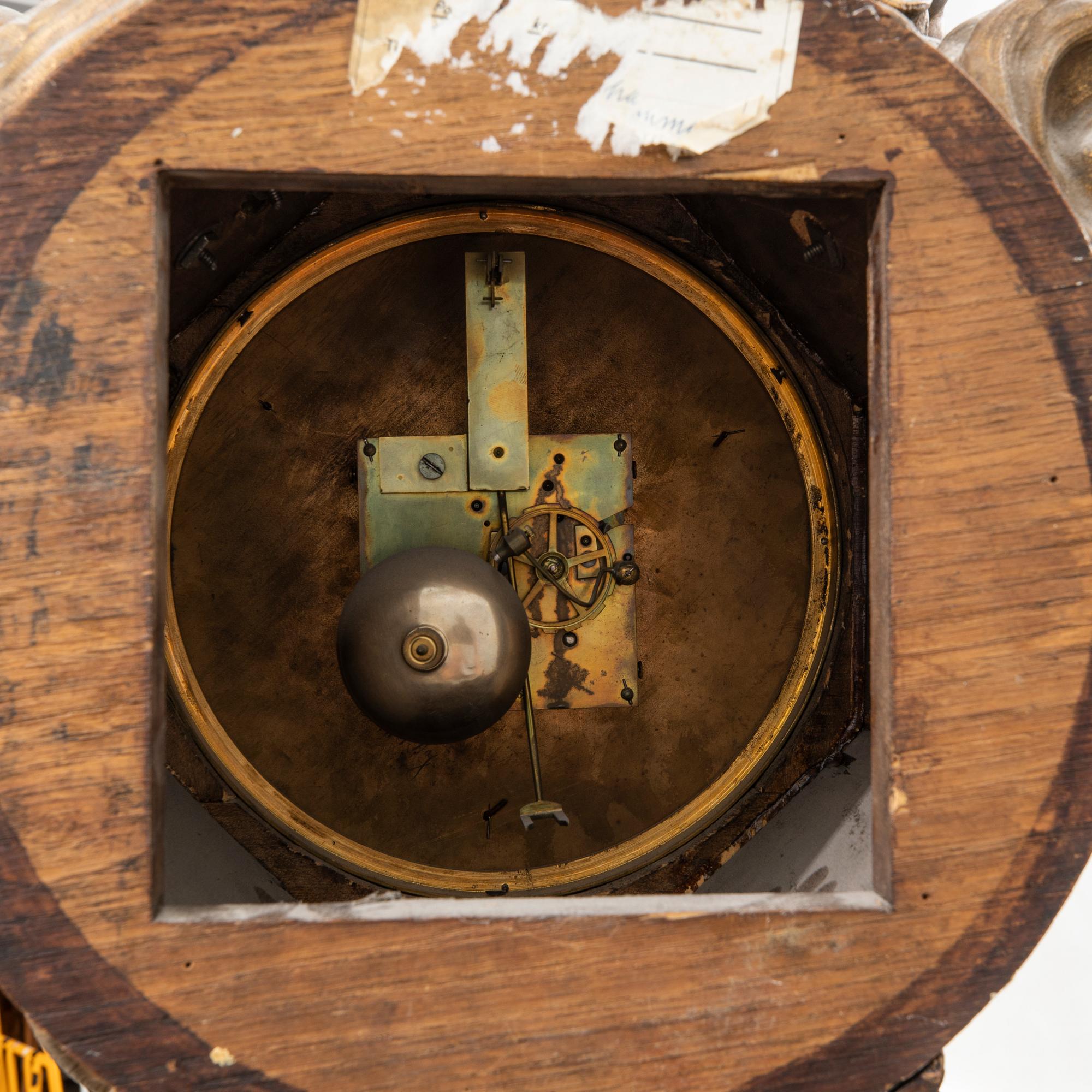 Golvur Louis XV-stil 1800-talets senare del.