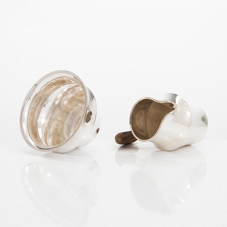 Tapio Wirkkala, a silver cream jug and sugar bowl, 'TW 176', Kultakeskus, Hämeenlinna 1961.