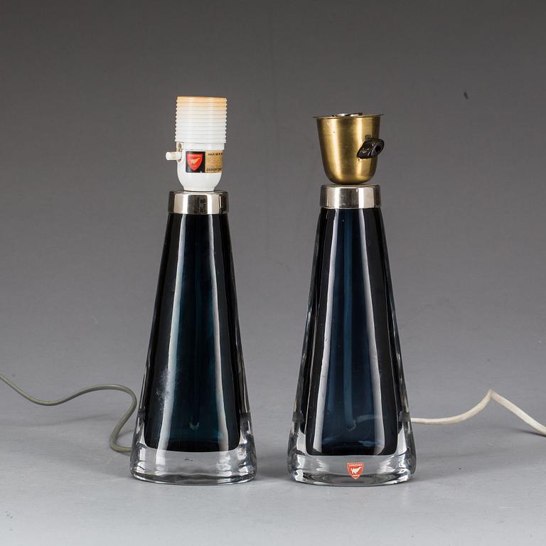 BORDSLAMPOR, ett par. Glas. Carl Fagerlund, Orrefors.