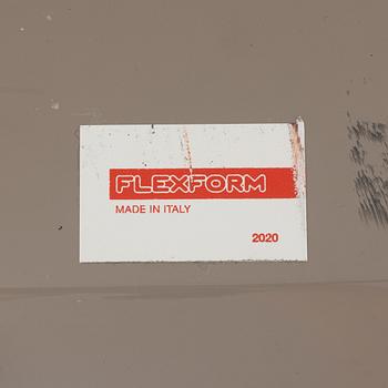 Antonio Citterio, dining table "Zefiro", Flexform, Italy, contemporary.