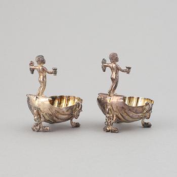 A pair of silver saltcellars by E. Dragsted, Copenhagen, 1949.