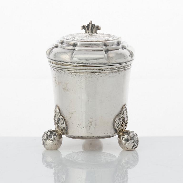 A Swedish late baroque parcel-gilt silver miniature tankard, mark of Thomas Beckman, Örebro (1727-1759 (1772)).