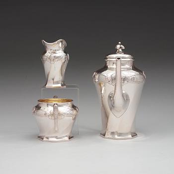 C.G. HALLBERG, kaffeservis, tre delar, Stockholm 1916, jugend.