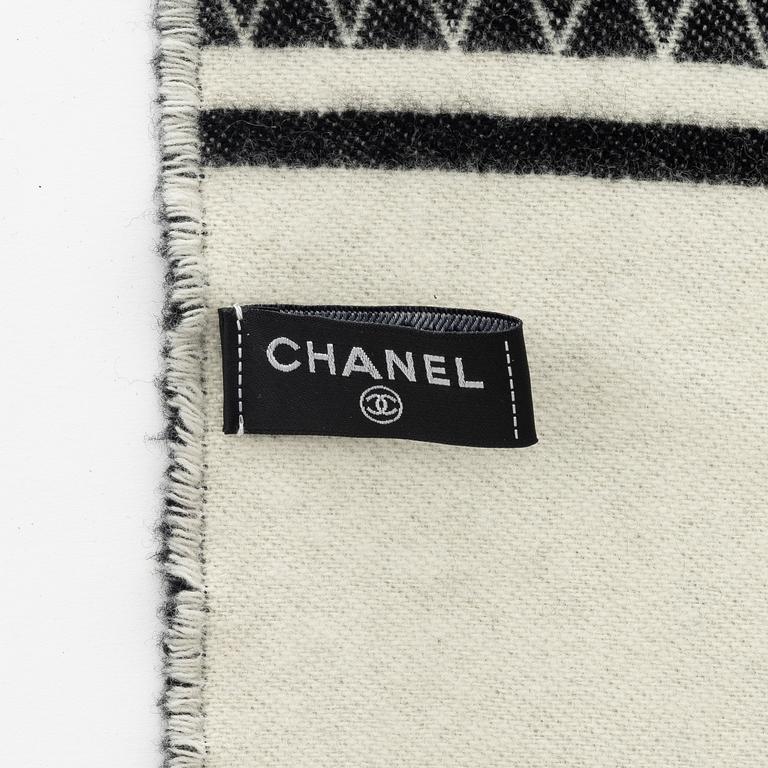Chanel, pläd.