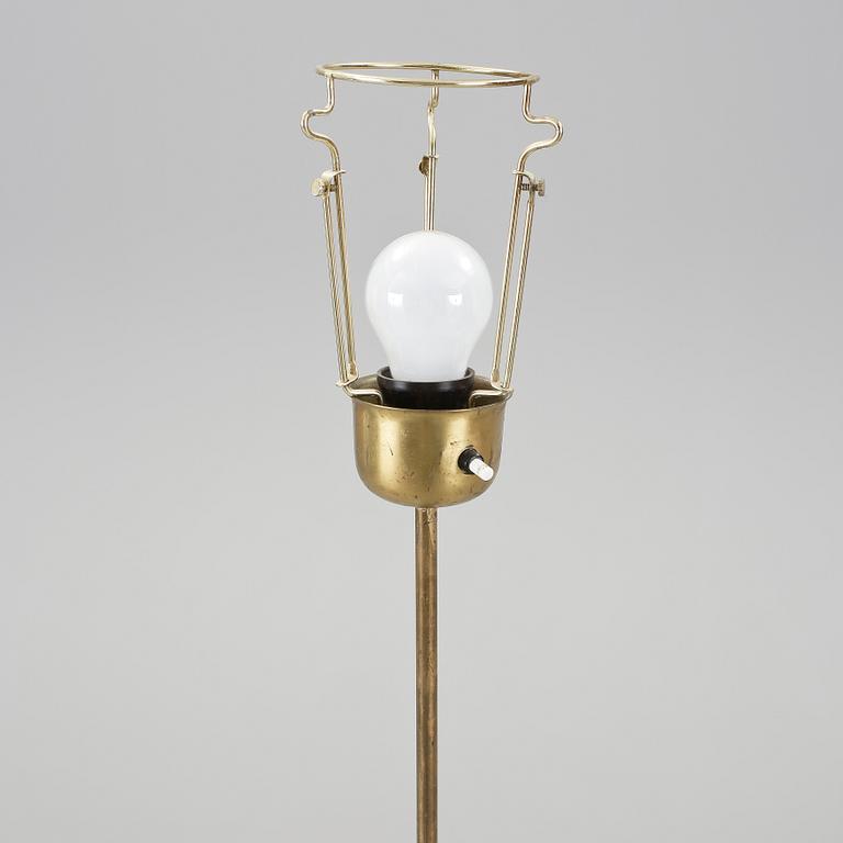 GOLVLAMPA, 1900-talets mitt. Mässing.