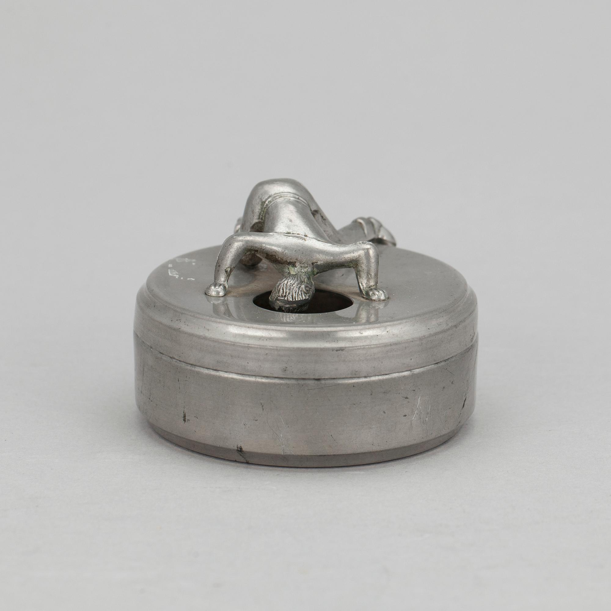 MANSCHETTKNAPPSASK, "Originell", Widerholm & Dahlberg, Eskilstuna, 1930-/40-tal.