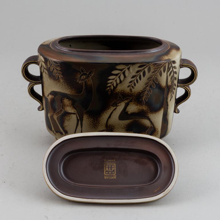GUNNAR NYLUND, a "Flambé" ceramic urn, Rörstrand 1930-40's, unique decoration.