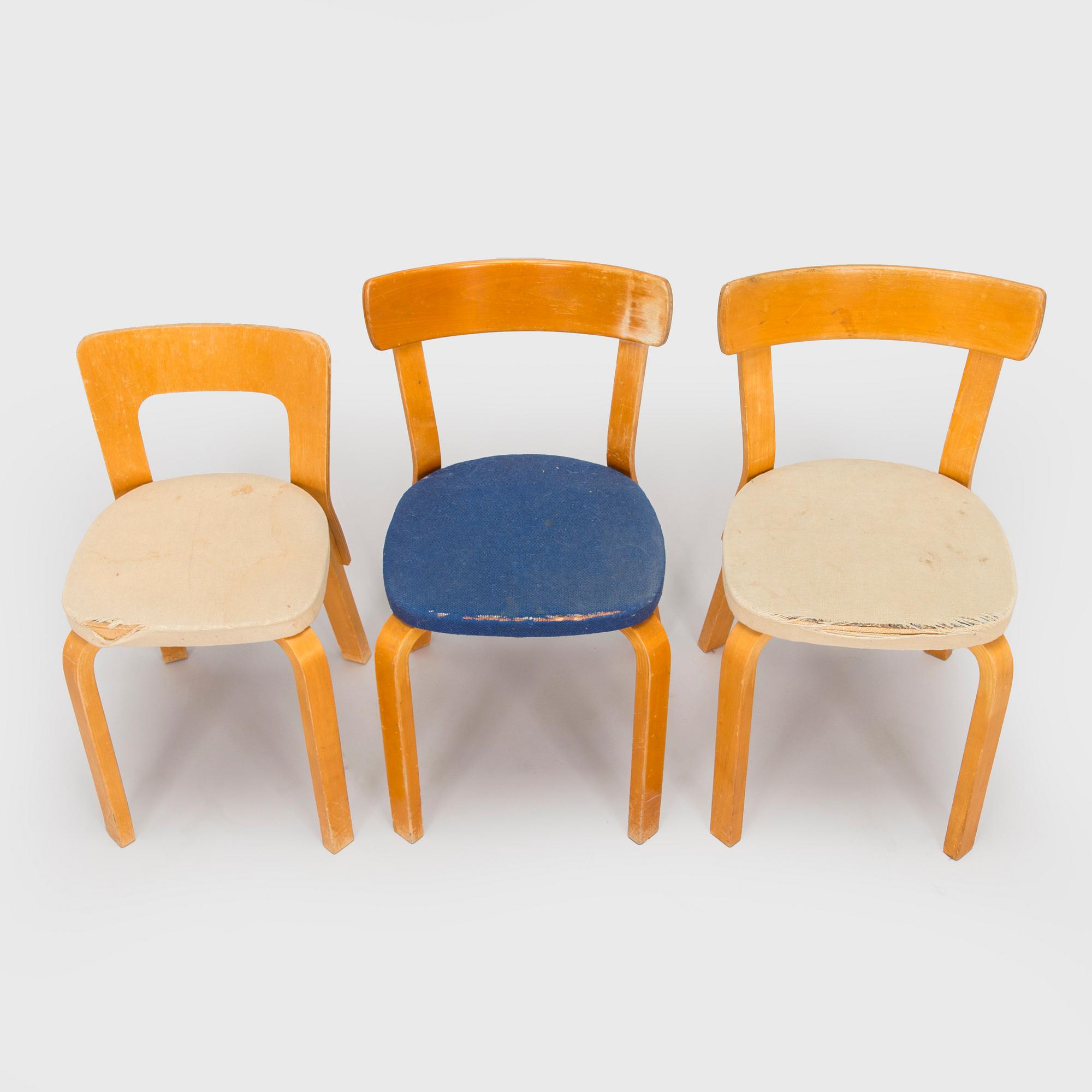 Alvar Aalto, tuoleja 2 kpl,  malli 69 sekä tuoli malli A 65, O.Y. Huonekalu- ja Rakennustyötehdas A.B. 1950-luvun alku.