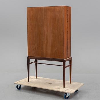 A 'Cortina' vitrine cabinet by Svante Skogh, designed around the year 1956.