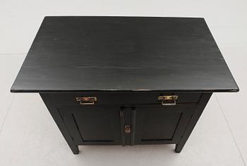 KOMMOD, tidigt 1900-tal.