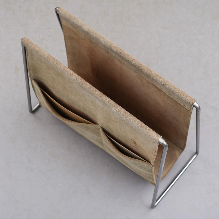 TIDNINGSSTÄLL, 1900-talets andra hälft.