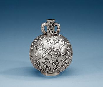 A silver vase, Pao Sheng Workshop, Post China Trade period (after 1885).