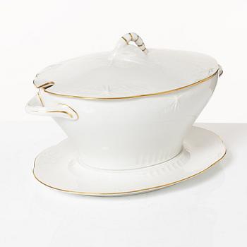 Alf Wallander, a 69 pieces dinner service, porcelain, "Fjäril", Rörstrand, early 20th century.