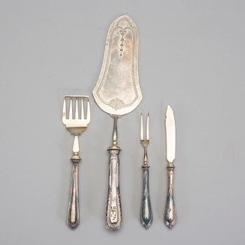 BESTICK, 15 st, silver. Östeuropa, 1900-talets början. Vikt ca 270 gram.