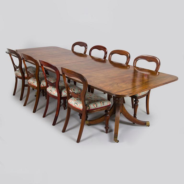 Matbord och stolar, 8 st, mahogny, regency-stil, 1900-talets slut.