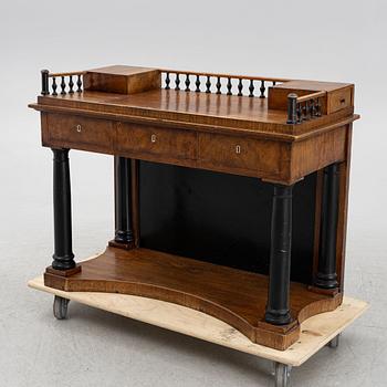 Skrivbord, 1800-talets mitt.
