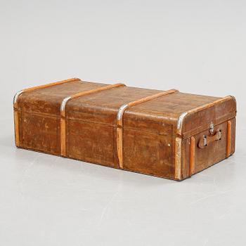 KOFFERT, 1900-talets början.