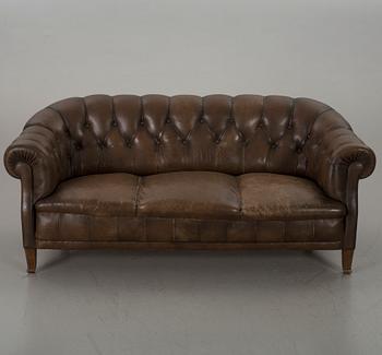 A CHESTERFIELD SOFA 20TH CENTURY.