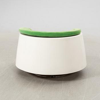 Gillis Lundgren, Swivel armchair, "Sirius", IKEA, 1970s.