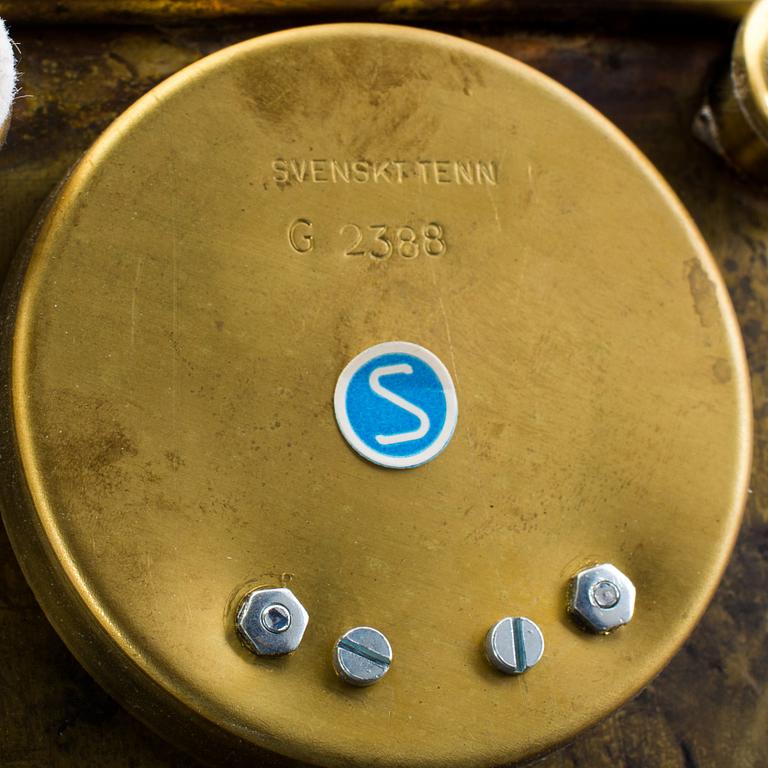 JOSEF FRANK, a "2388" table light by Firma Svenskt Tenn.