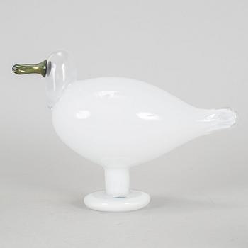 OIVA TOIKKA, a glass sculpture of a bird, Nuutajärvi, Finland.