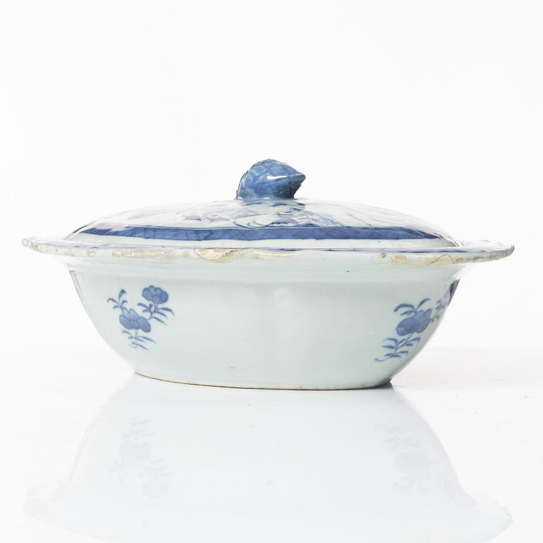 Terrin med lock, kompaniporslin, Kina, Qingdynastin, 1800-tal.