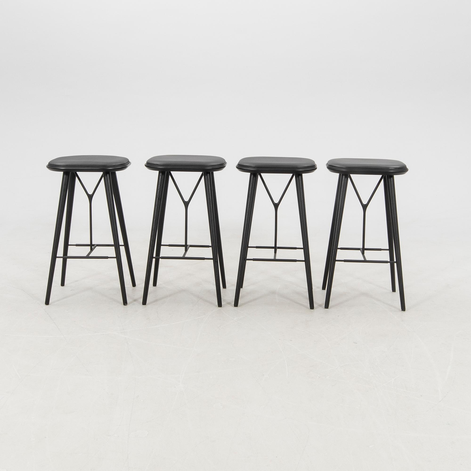 Space Copenhagen barstolar 4 st "Spine" Fredericia 2020-tal.