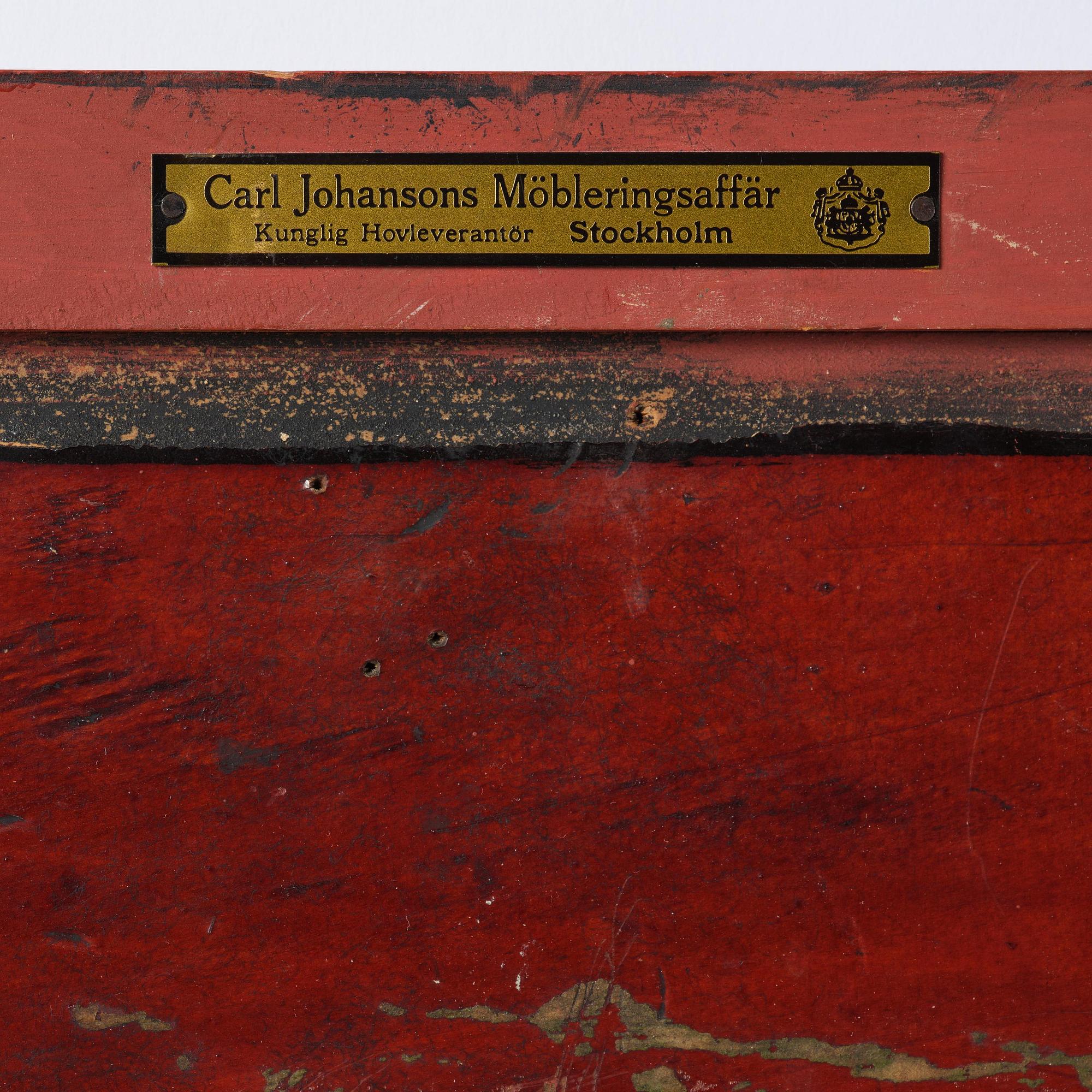 A mirror and chest of drawers from  Carl Johansons Möbleringsaffär, Stockholm, 1920's/30's.
