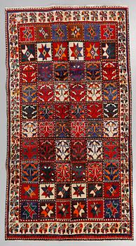 MATTA, Bachtiari, sent 1900-tal, 270x145 cm.