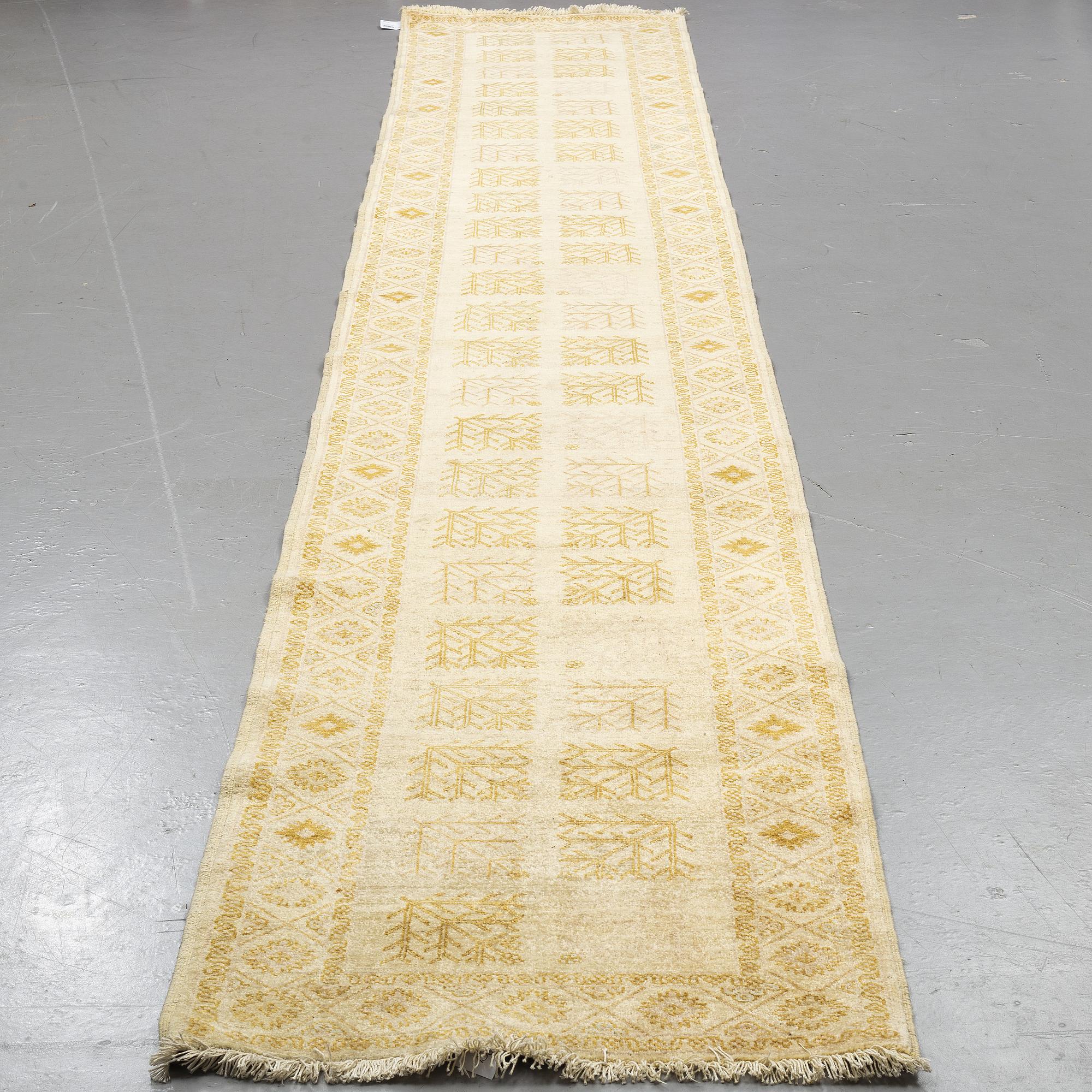 A RUNNER, "Dehbaf", Afghanistan, ca 513 x 83 cm.