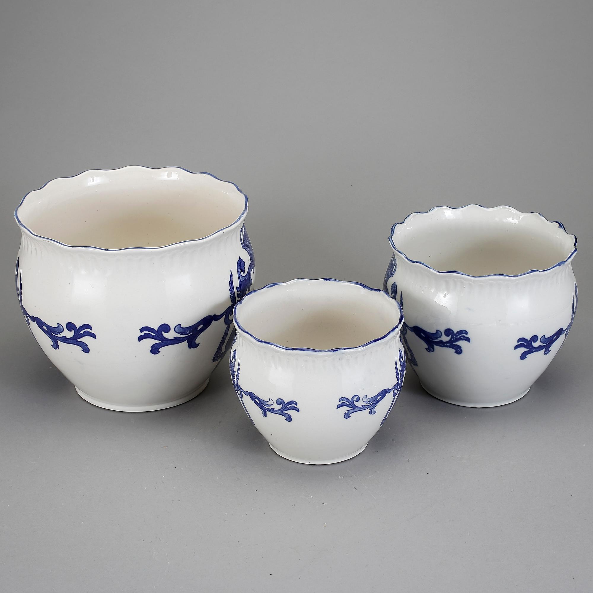 YTTERFODER, 3 stycken, keramik, 1900-talets slut/2000-tal.
