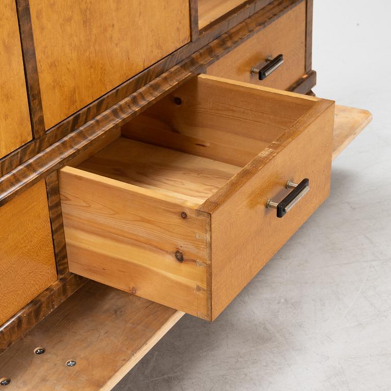 A Swedish Grace cabinet, 1920's/30's.