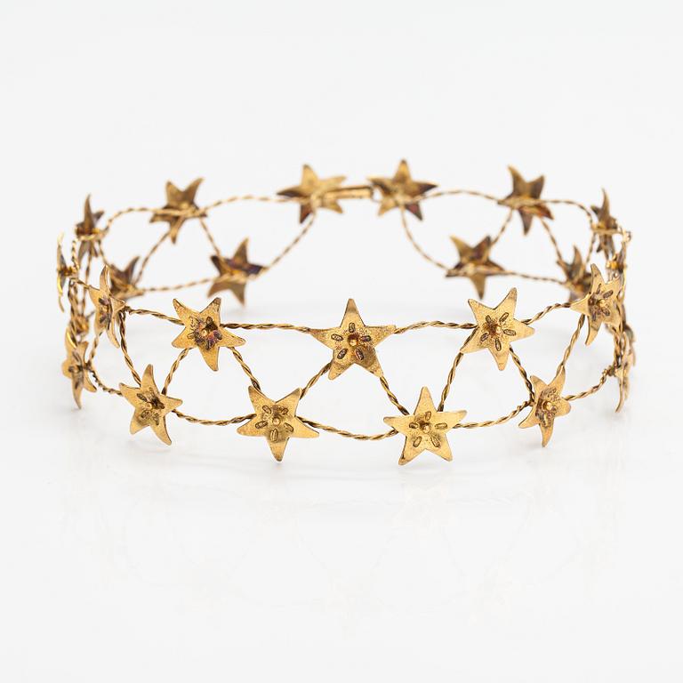 Germund Paaer, A gilded sterling silver wedding crown "Evening jewel". Kalevala Koru, Helsinki 2002.