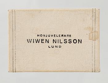 WIWEN NILSSON, hängsmycke, Lund 1942,