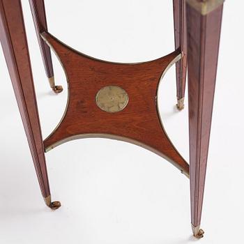 A late Gustavian mahogany, brass-mounted and tôle-peinte tray table by A. Lundelius (master in Stockholm 1778-1823).