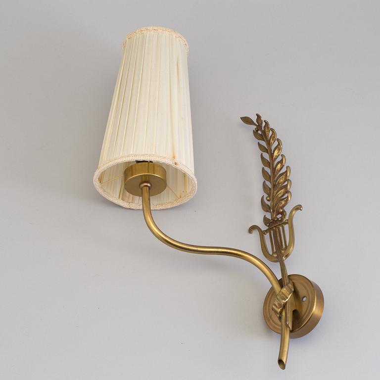 EINAR BÄCKSTRÖM, a pair of brass wall lights, Malmö, 1940's.