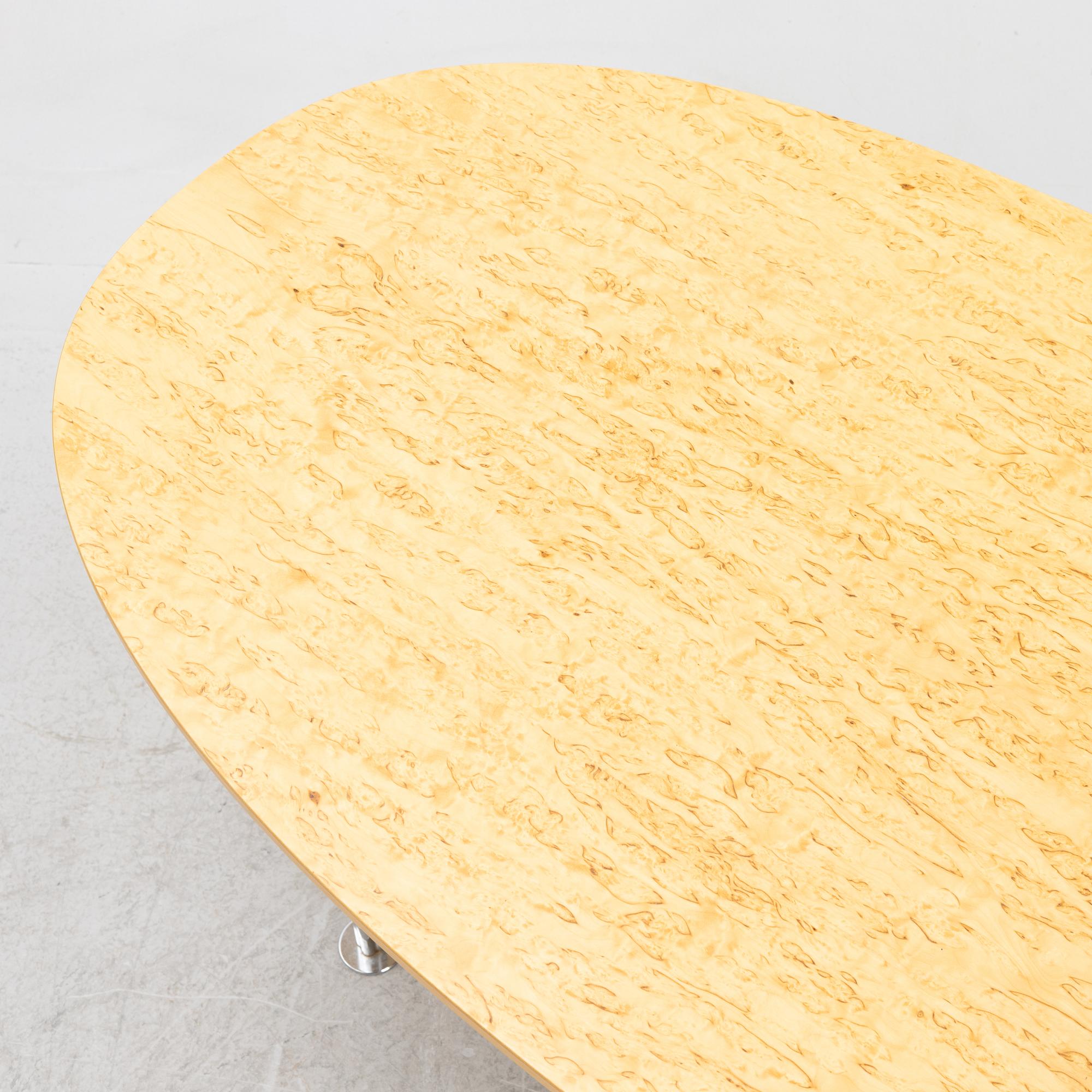 Bruno Mathsson, & Piet Hein, soffbord, "Superellips", Fritz Hansen, Danmark.