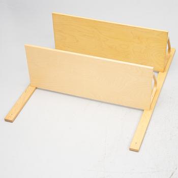 Alvar Aalto, a pair of wall shelves, model 112A, Artek, Finland, late 20th Century.